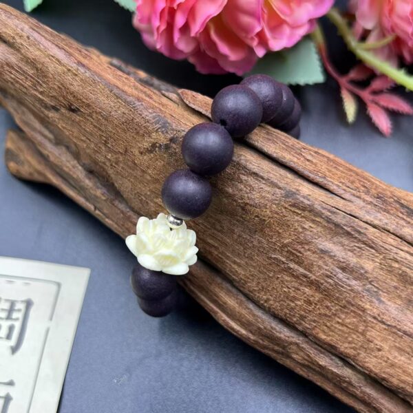 Ciyuan Hall Purple Lotus Herbal Bracelet | Spleen Strengthening, Cold Relief Jewelry with Zodiac Feng Shui Beads & Natural Botanical Energy - Image 4