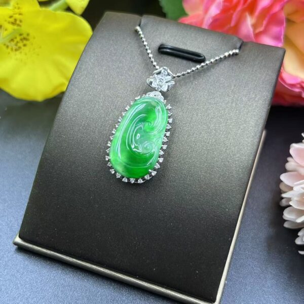 [Ciyuantang] Ice Green Jade Ruyi Necklace｜Silver Clasp Inlay｜Buddhist Protective Amulet Five Elements Energy Jewelry Fortune Attraction Career Success Auspiciousness